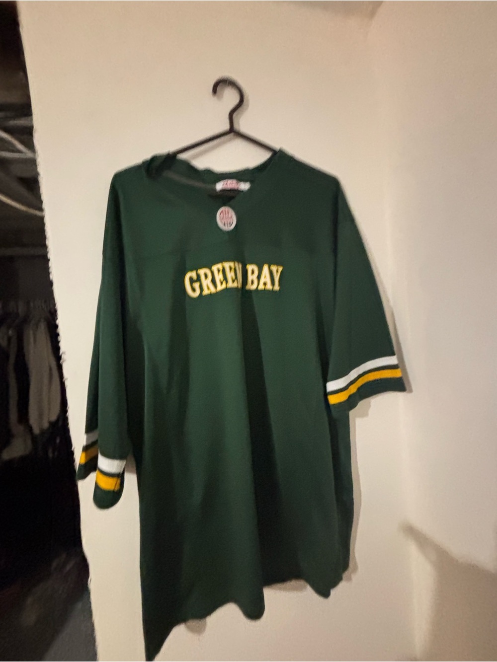 Green Bay Packers Men's Green Short-Sleeve Team Shirt (Jersey material)